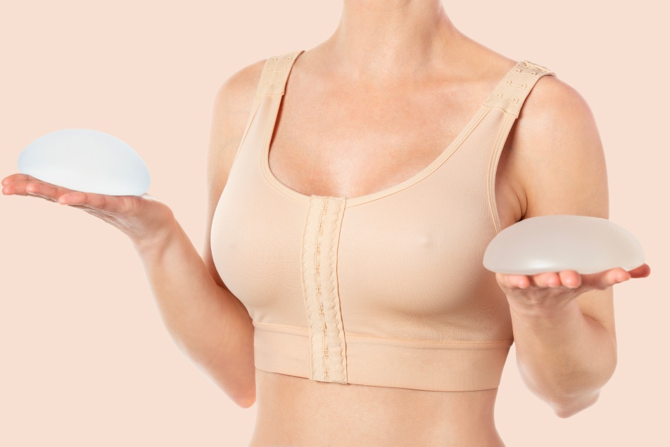 Comment choisir sa taille de prothèses mammaires ?| Dr Christophe Reinbold | Lyon